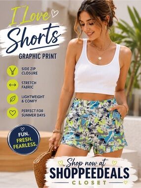 I Love Graphic Print Stretch Shorts – Women’s Medium